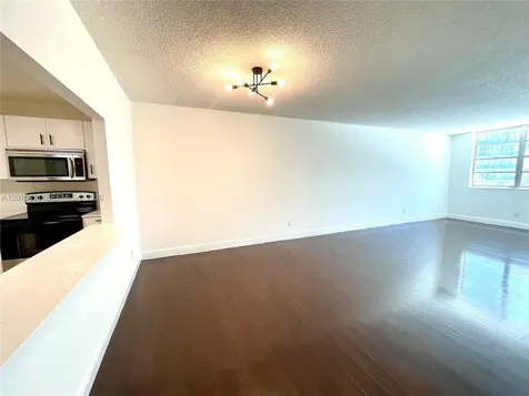 19390 Collins Avenue Sunny Isles Beach FL 33160