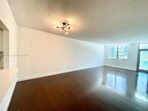 19390 Collins Avenue Sunny Isles Beach FL 33160