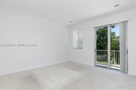 2610 NE 213th Street Miami FL 33180