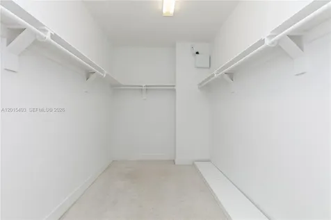 2610 NE 213th Street Miami FL 33180
