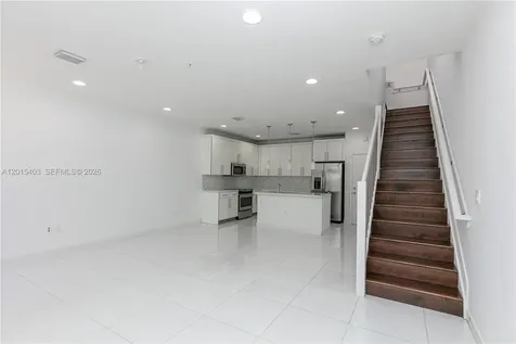 2610 NE 213th Street Miami FL 33180