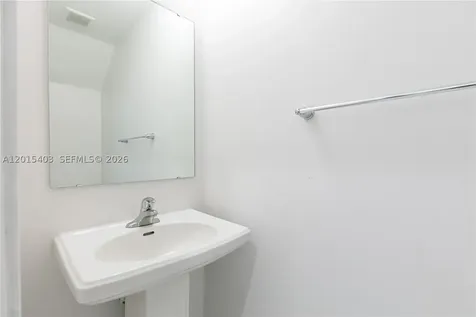 2610 NE 213th Street Miami FL 33180