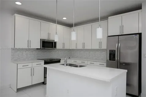 2610 NE 213th Street Miami FL 33180