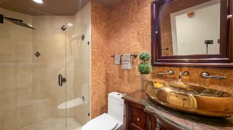 2000 Island Boulevard Aventura FL 33160