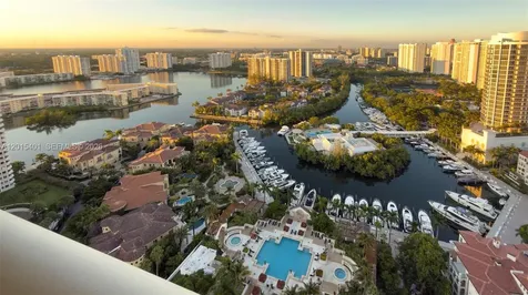 2000 Island Boulevard Aventura FL 33160