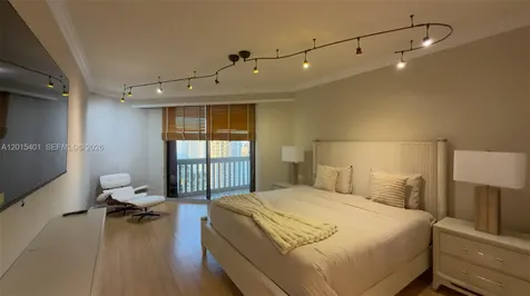 2000 Island Boulevard Aventura FL 33160