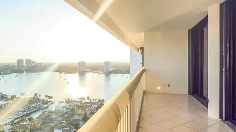 2000 Island Boulevard Aventura FL 33160