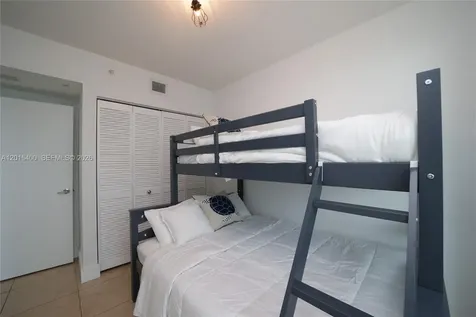 41 SE 5th Street Miami FL 33131