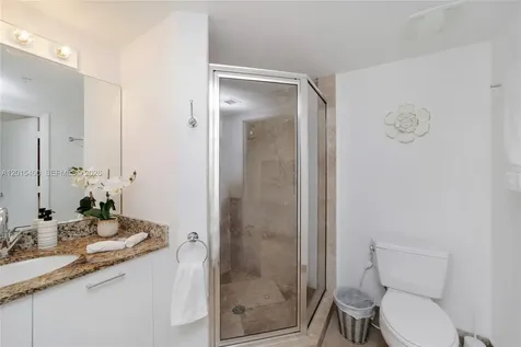 41 SE 5th Street Miami FL 33131