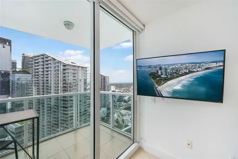 41 SE 5th Street Miami FL 33131