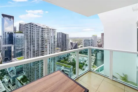 41 SE 5th Street Miami FL 33131