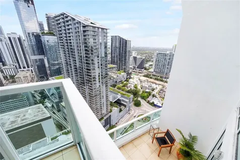 41 SE 5th Street Miami FL 33131