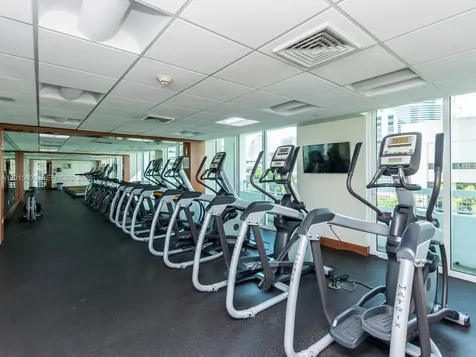 41 SE 5th Street Miami FL 33131