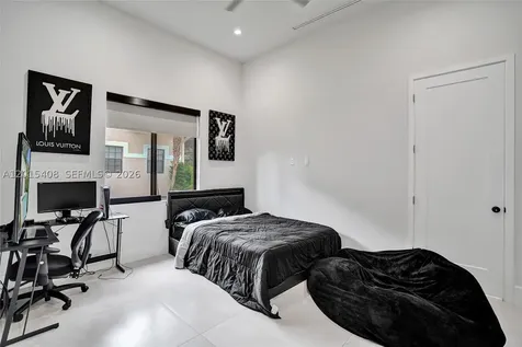 3909 SW 54th Court Dania Beach FL 33312