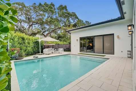 3909 SW 54th Court Dania Beach FL 33312