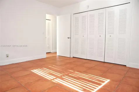 304 SE 9th Court Hallandale Beach FL 33009