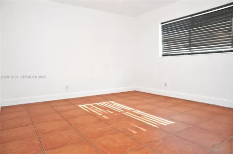 304 SE 9th Court Hallandale Beach FL 33009