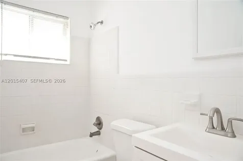 304 SE 9th Court Hallandale Beach FL 33009