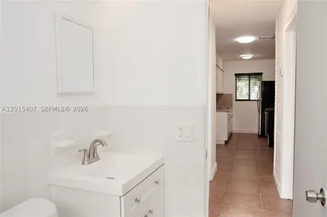 304 SE 9th Court Hallandale Beach FL 33009