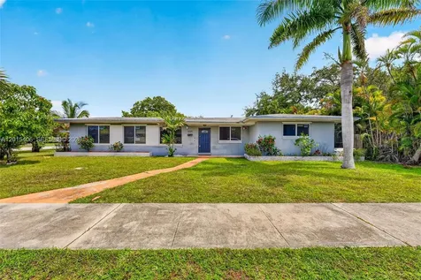 1401 NE 200th Terrace Miami FL 33179