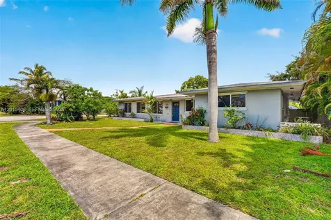 1401 NE 200th Terrace Miami FL 33179