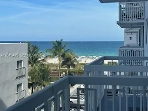 401 Ocean Drive Miami Beach FL 33139