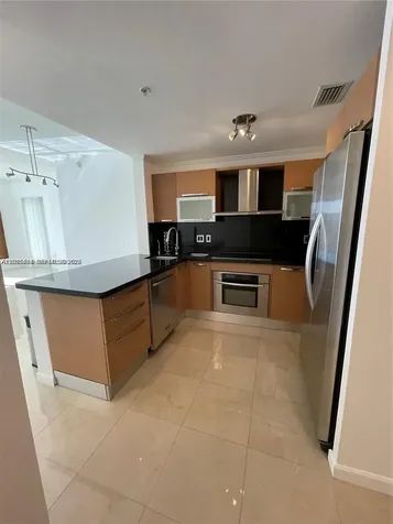 10 Aragon Avenue Coral Gables FL 33134