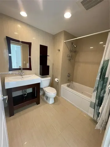 10 Aragon Avenue Coral Gables FL 33134