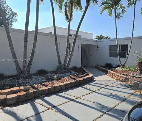740 Conch Shell Place Plantation FL 33324