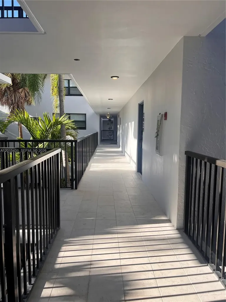 55 Ocean Lane Drive Key Biscayne FL 33149