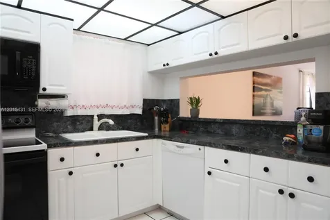55 Ocean Lane Drive Key Biscayne FL 33149