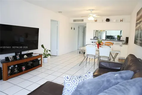 55 Ocean Lane Drive Key Biscayne FL 33149
