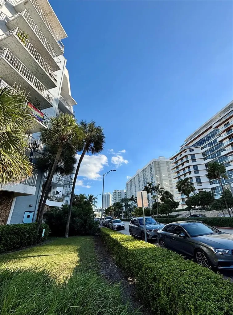 6801 Indian Creek Drive Miami Beach FL 33141