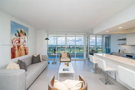 21205 Yacht Club Drive Aventura FL 33180