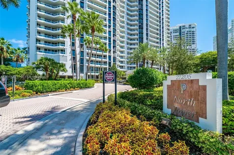 21205 Yacht Club Drive Aventura FL 33180