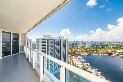 21205 Yacht Club Drive Aventura FL 33180