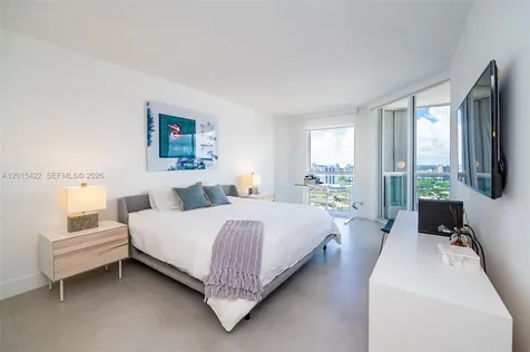 21205 Yacht Club Drive Aventura FL 33180