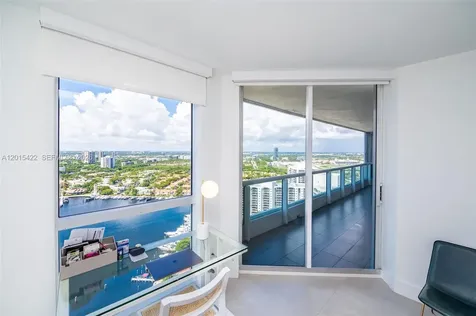 21205 Yacht Club Drive Aventura FL 33180