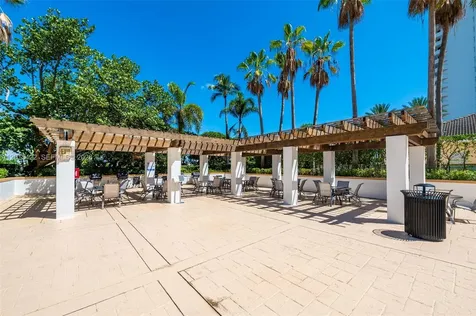 21205 Yacht Club Drive Aventura FL 33180