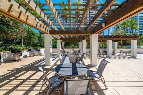21205 Yacht Club Drive Aventura FL 33180