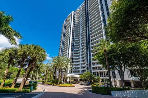 21205 Yacht Club Drive Aventura FL 33180