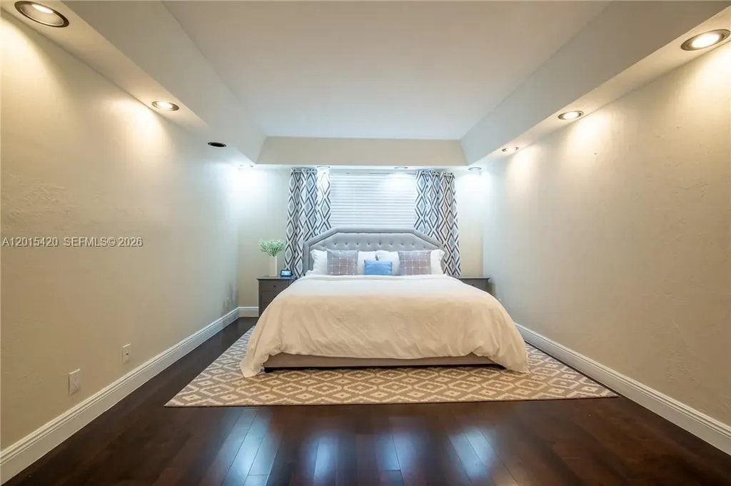 7100 Nova Drive Davie FL 33317