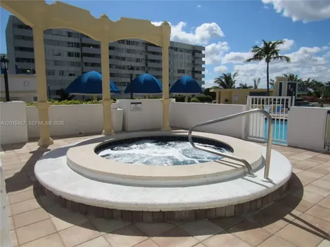 7601 E Treasure Drive North Bay Village FL 33141