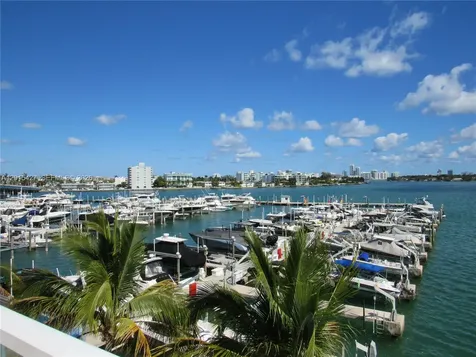 7601 E Treasure Drive North Bay Village FL 33141