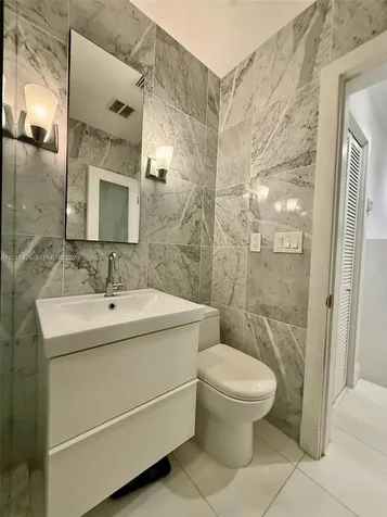 260 Euclid Avenue Miami Beach FL 33139