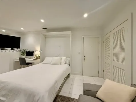 260 Euclid Avenue Miami Beach FL 33139