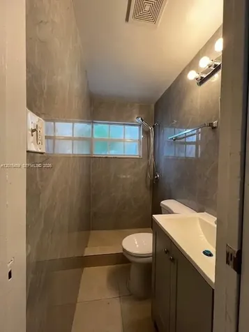 732 Moffett Hallandale Beach FL 33009