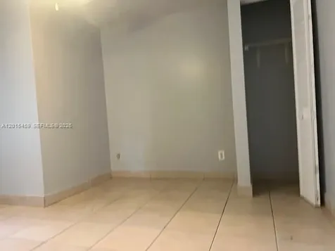 732 Moffett Hallandale Beach FL 33009
