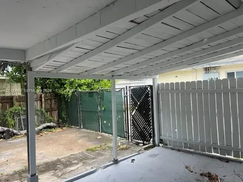 732 Moffett Hallandale Beach FL 33009