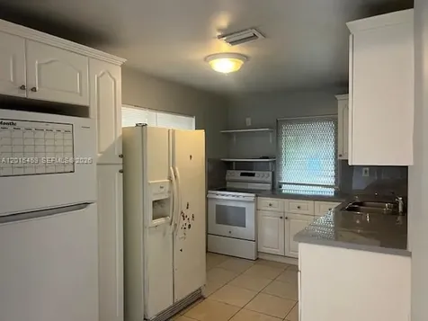 732 Moffett Hallandale Beach FL 33009